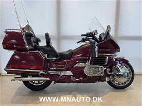 GL 1500 GOLD WING 