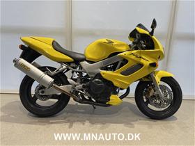 VTR 1000 F