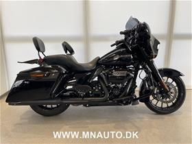 FLHXS Street Glide Special