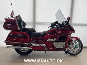 GL 1500 GOLD WING SE