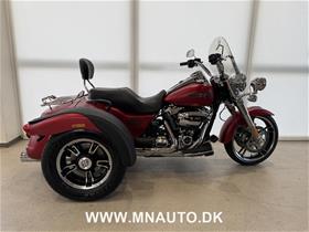 FLRT Freewheeler Trike 114"